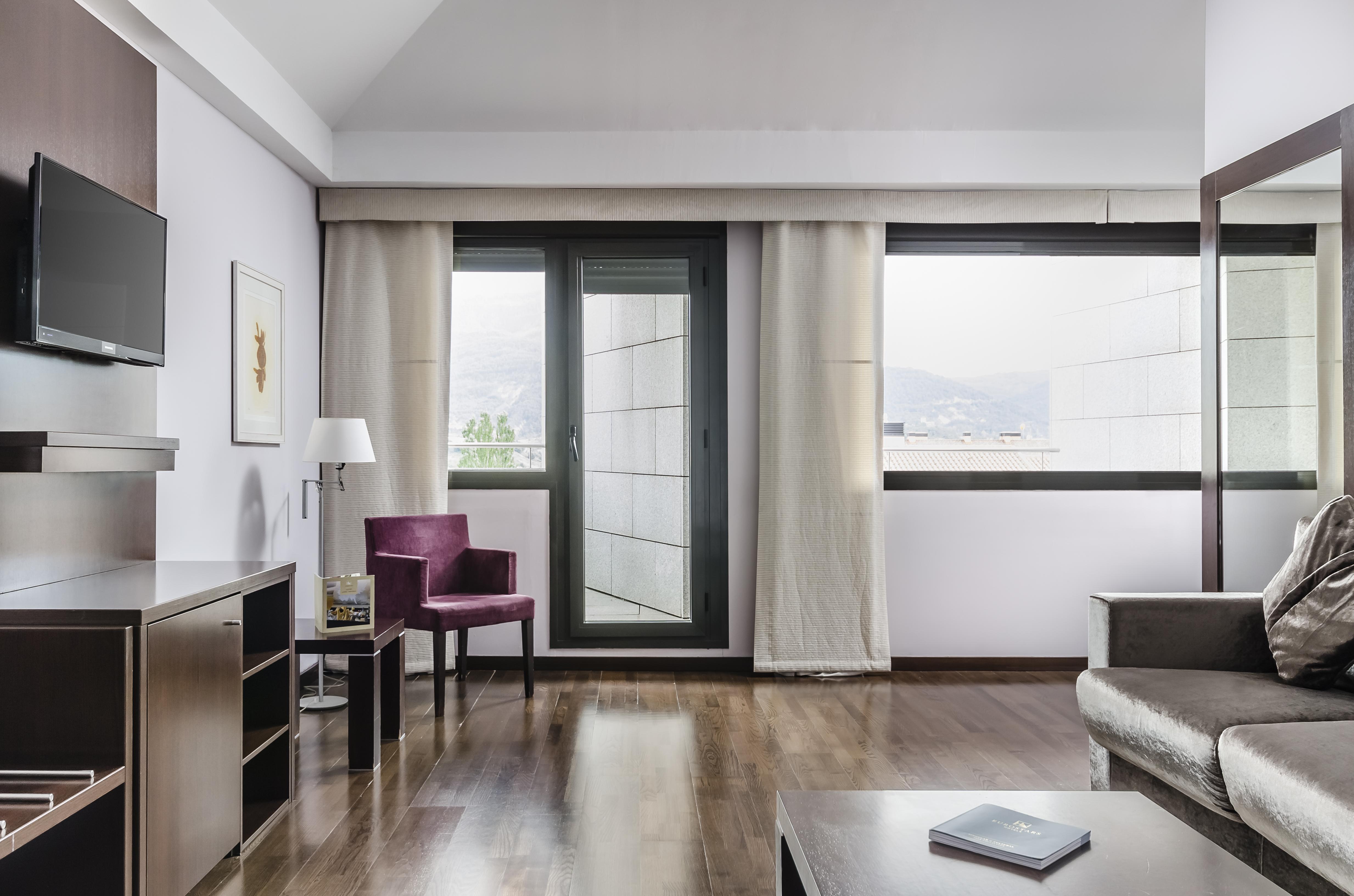 Eurostars Reina Felicia Hotell Jaca Exteriör bild