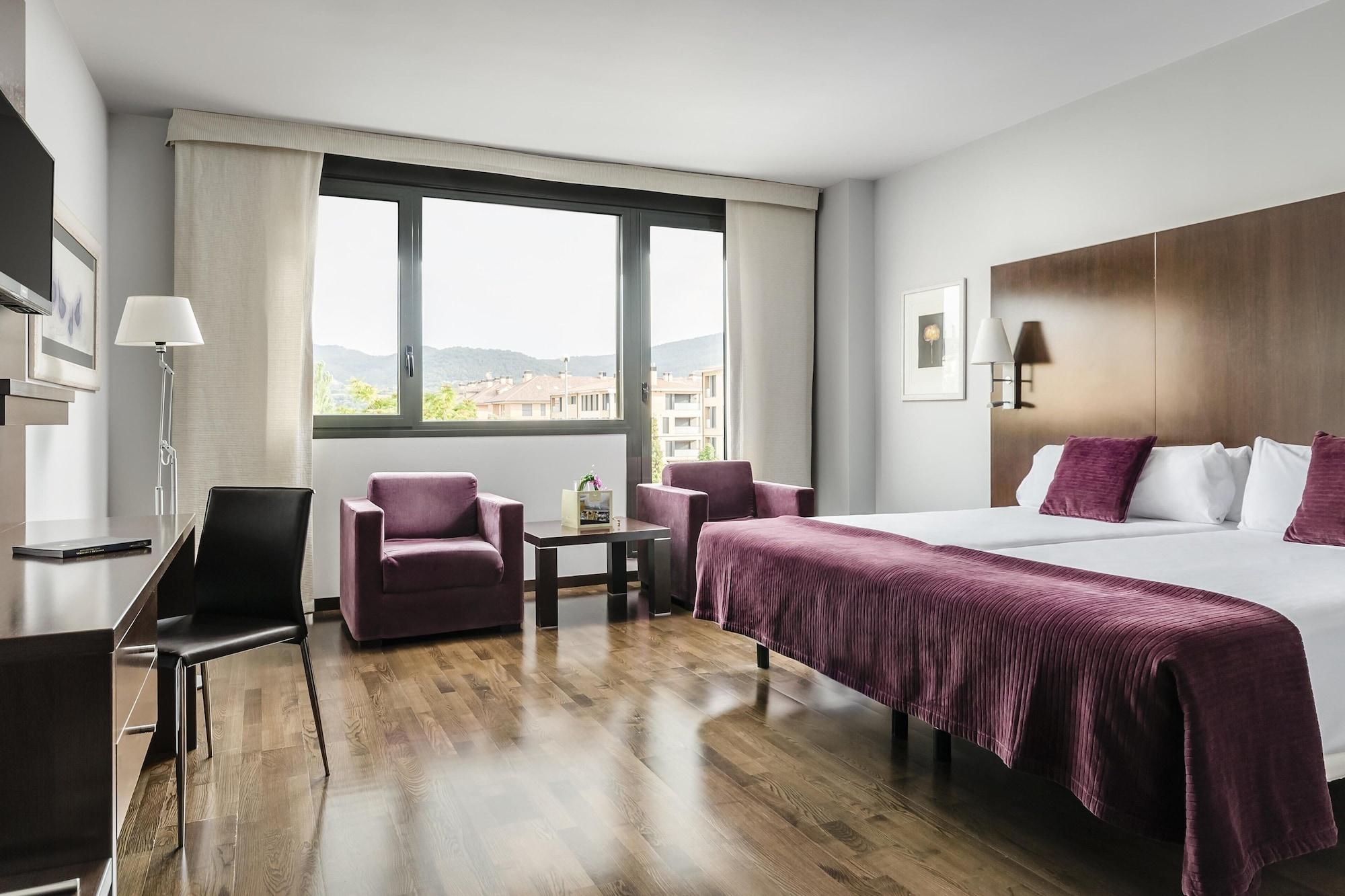 Eurostars Reina Felicia Hotell Jaca Exteriör bild