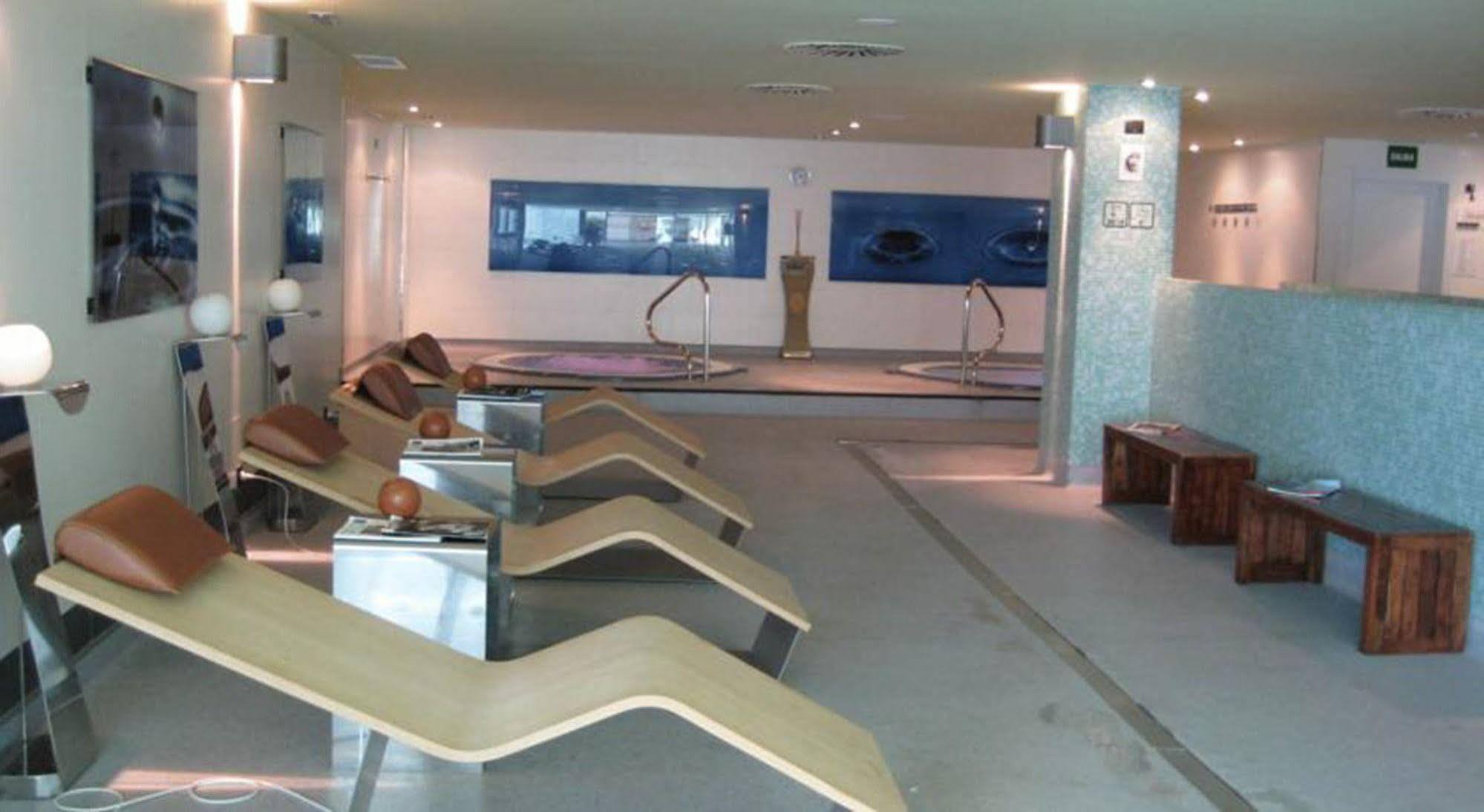 Eurostars Reina Felicia Hotell Jaca Exteriör bild